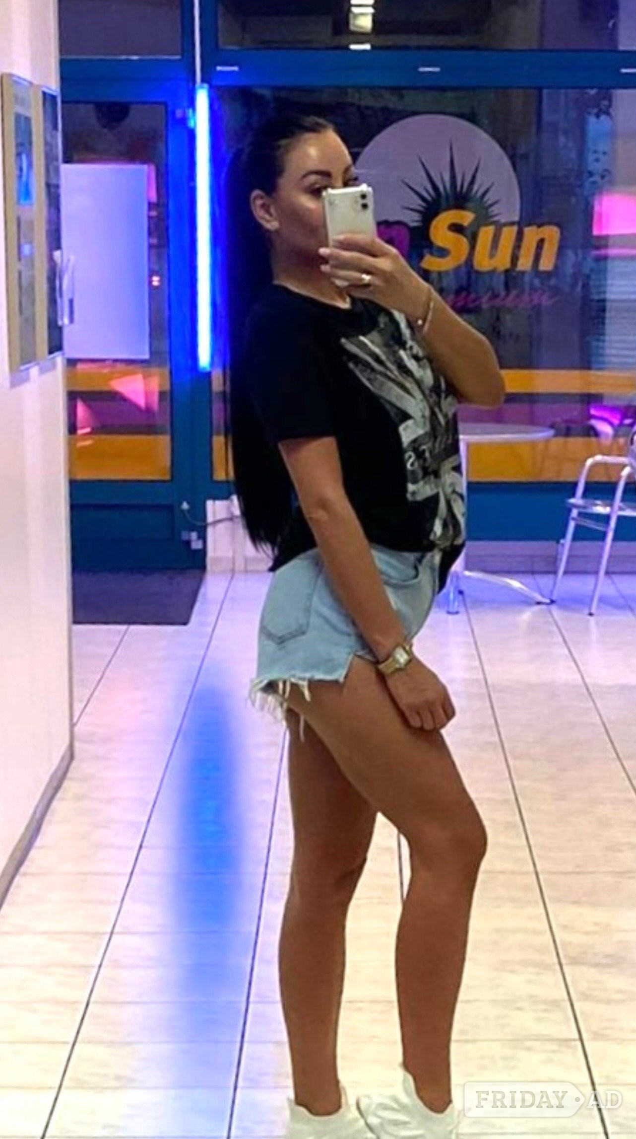 Discover🍋polish Sweet Energy🌿powerful Attraction🌹relaxed Atmosphere🇵🇱 🌸 Time Made Just 4u🌿 Refined. Discreet. Unforgettable Moments 🍑 Fine Choice📍 backdrop