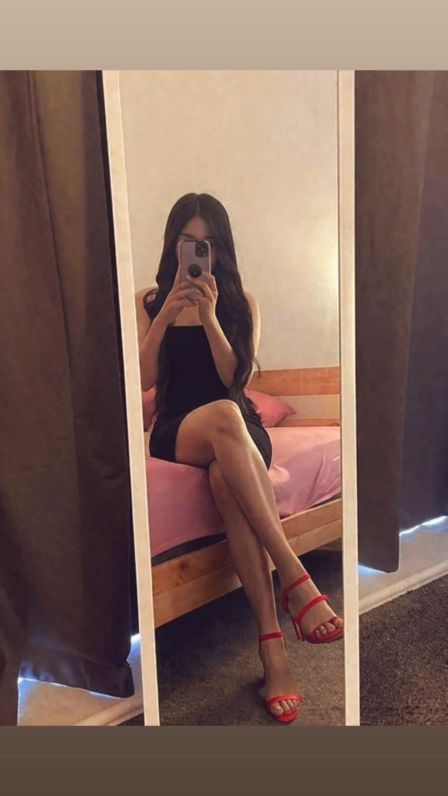 Lilly sexy and naughty Thai girl image Lilly sexy and naughty Thai girl image