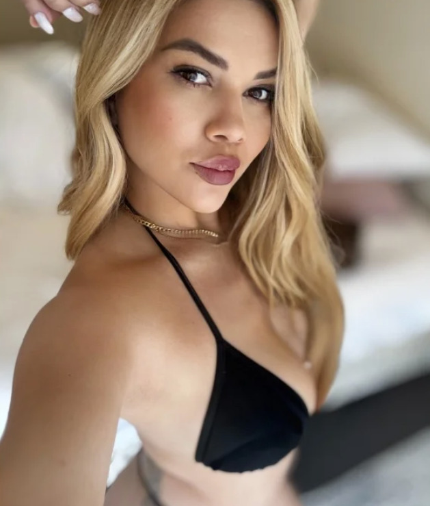 Latina Alice, last day in town, dont miss out  image