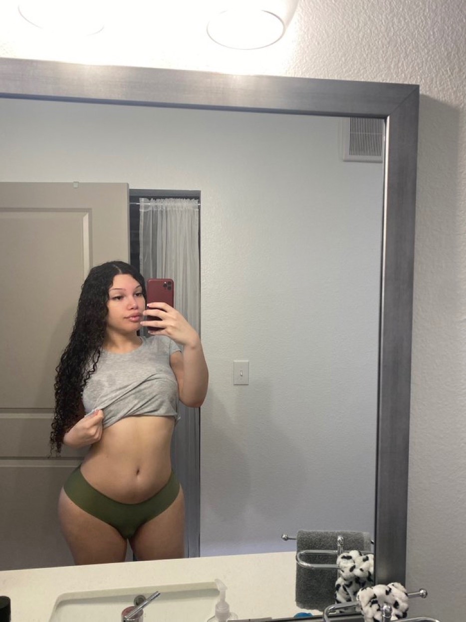 Hello Trans ❤ Lovers In City....super Hot And Pretty Ts Is Available For Incall Or Out Call✅..tap In With The Hottest Ts Girl 💦🫦 backdrop