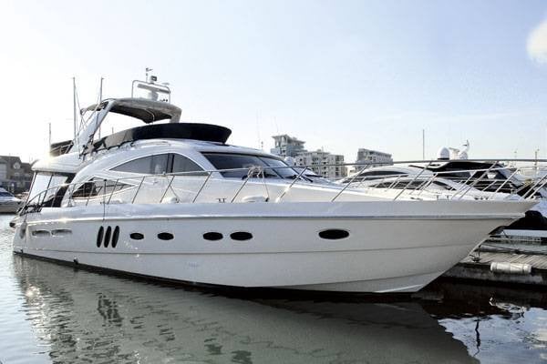 NEW FEMALE CREW REQUIRED FOR BOAT PARTIES. PROFESSIONAL DRIVER FOR ALL YOUR OUTCALLS.EX CHAUFFEUR WITH 7 SEATER  image
