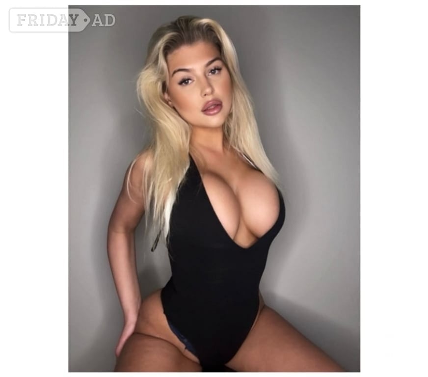 Party Girl Best Bj Strapon   backdrop