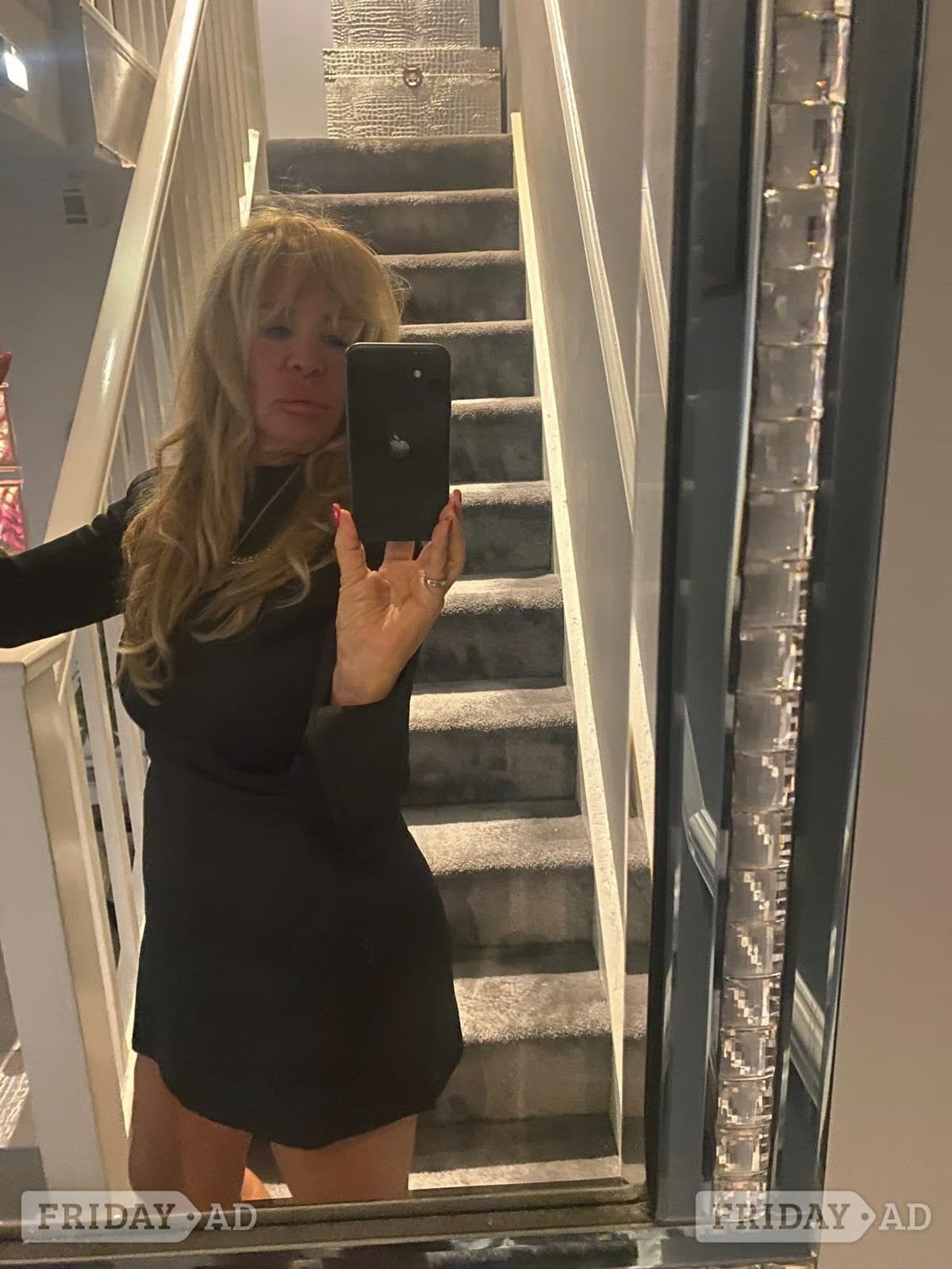Massage / Escort.. Mature English 47 backdrop