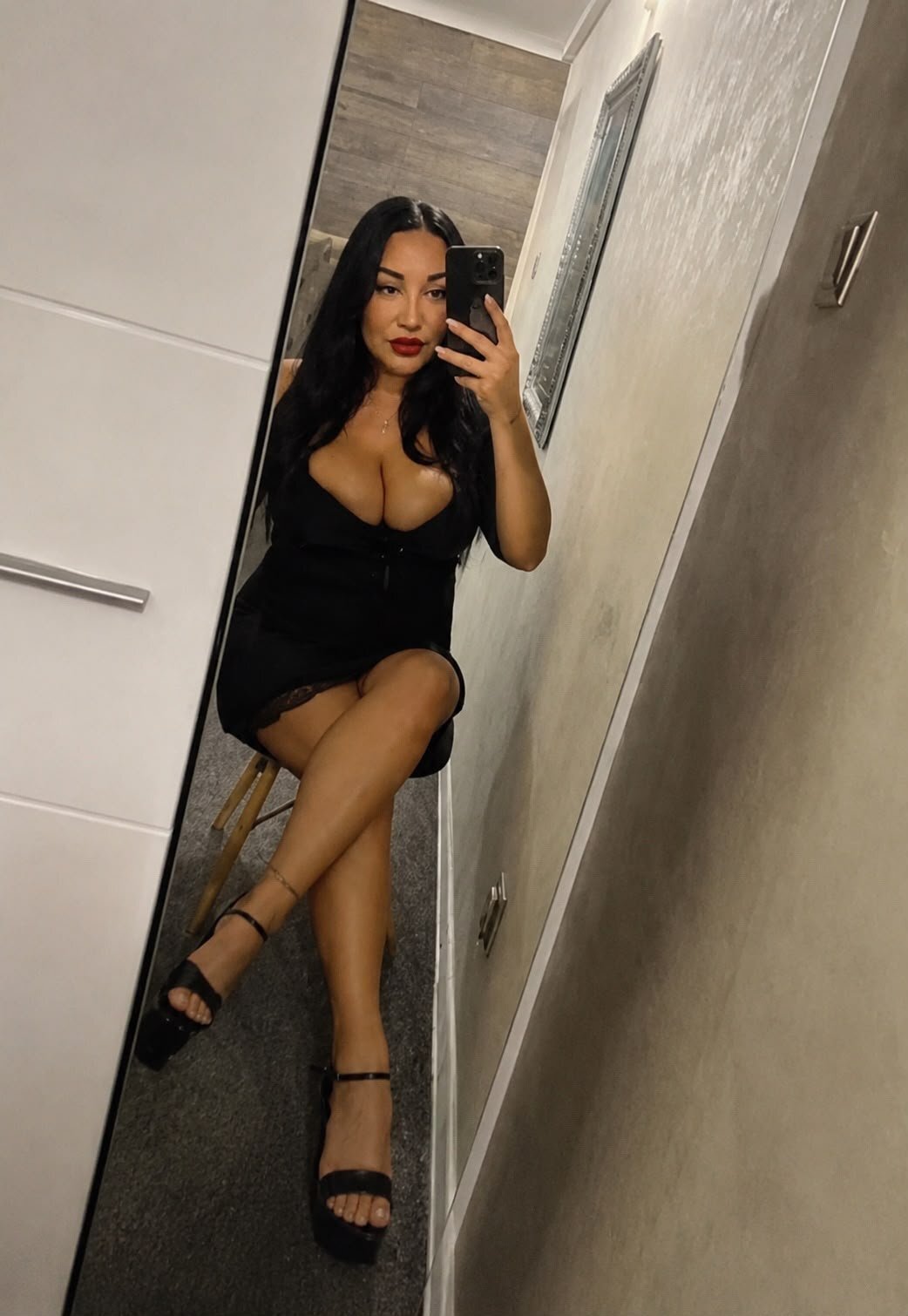 ❤️💖💘vanessa🥰😍lovelly Girl To Be Dessired 🥰💖 backdrop
