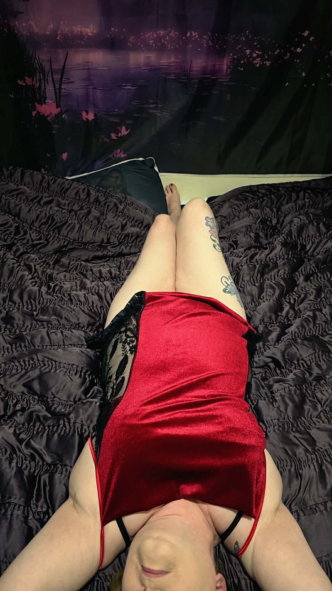 German 42, Busty, Tight, Blonde, Fun, 5'1xx  Swindon backdrop
