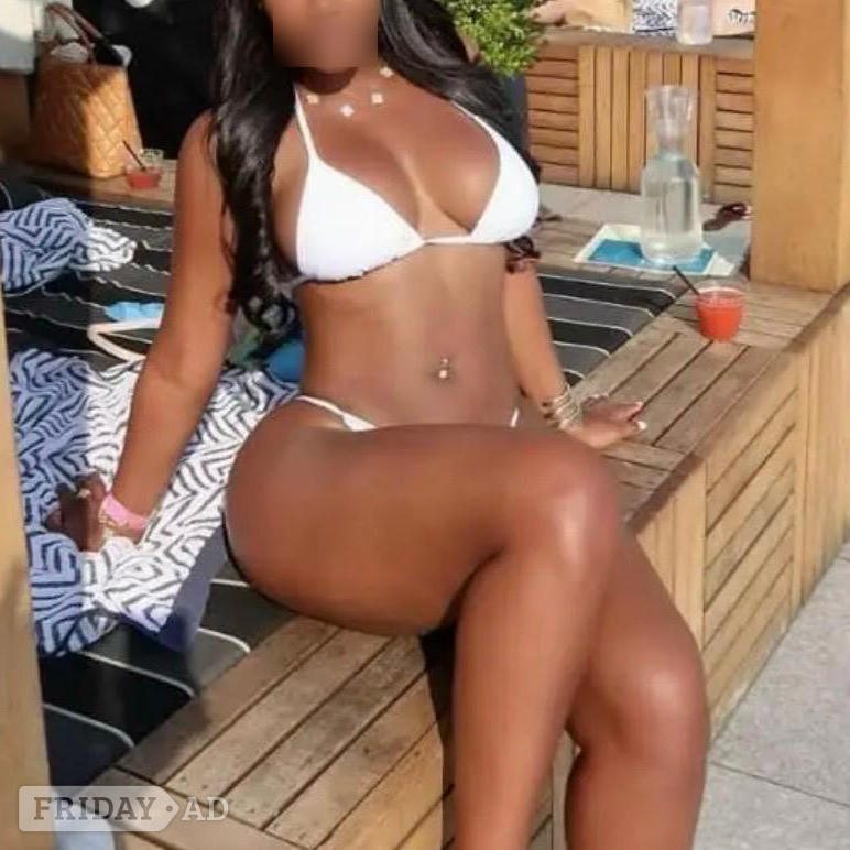 Spend An Adventurous Evening With Coco—she’s Playful, Open Minded, And Ready To Make Your Night Truly Unforgettable. backdrop