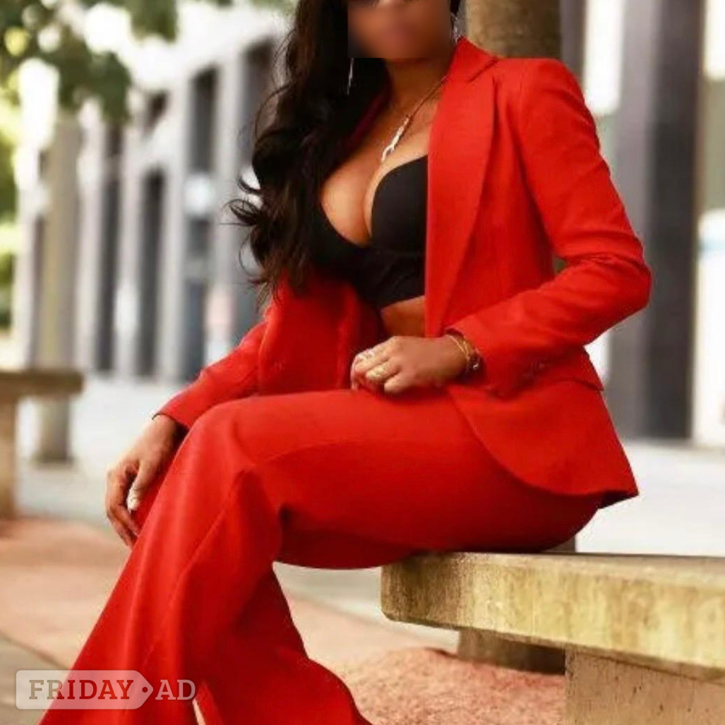 Spend An Adventurous Evening With Coco—she’s Playful, Open Minded, And Ready To Make Your Night Truly Unforgettable. backdrop