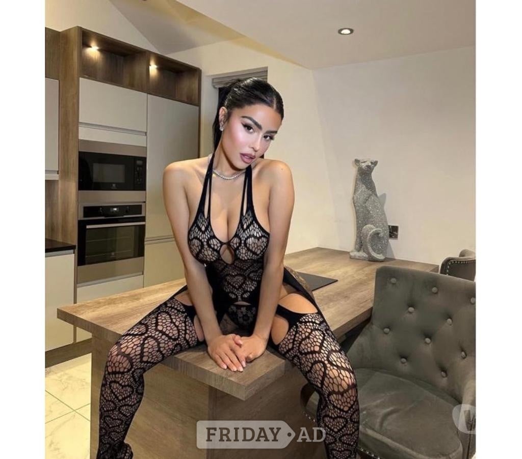 Catty Party Girl♥️🍾🥂🥰just Arrived♥️🌹 backdrop