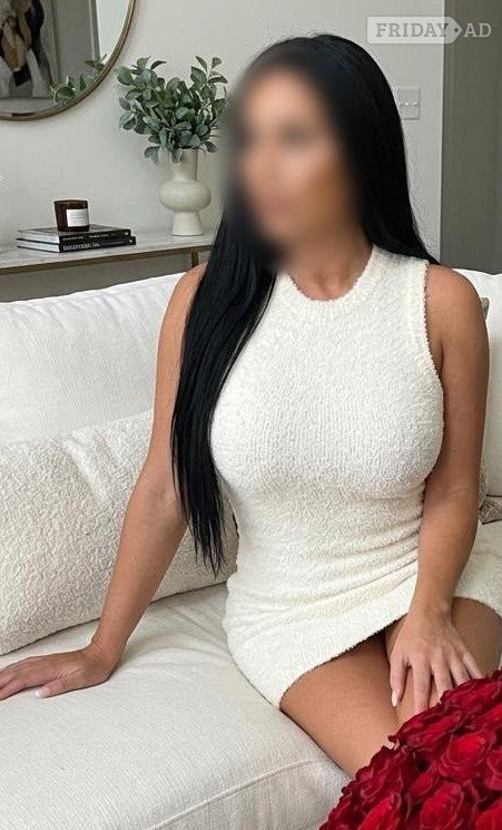 Book Isabella tonight in Surrey for an evening full of excitement and pleasure! image
