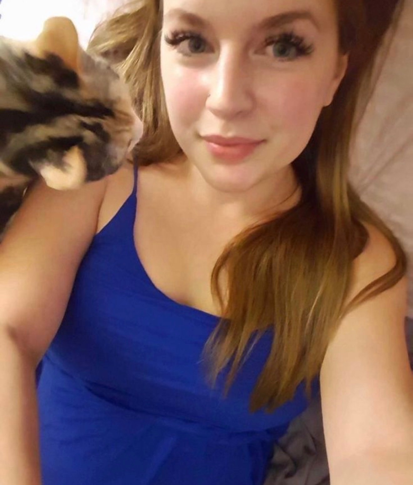 New Mature Escort In Town backdrop