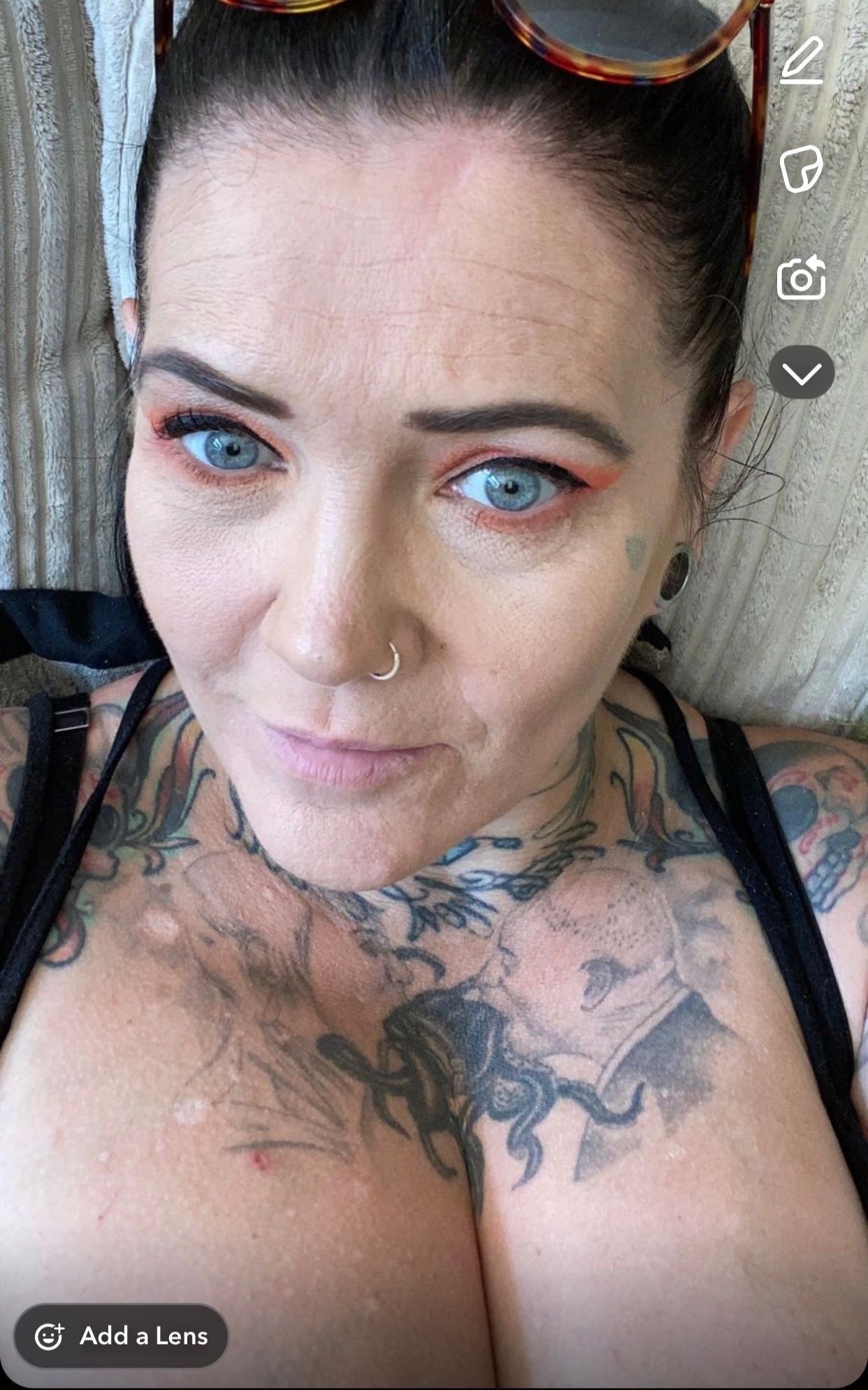 Roxy French Tattooed Medway Milf  backdrop