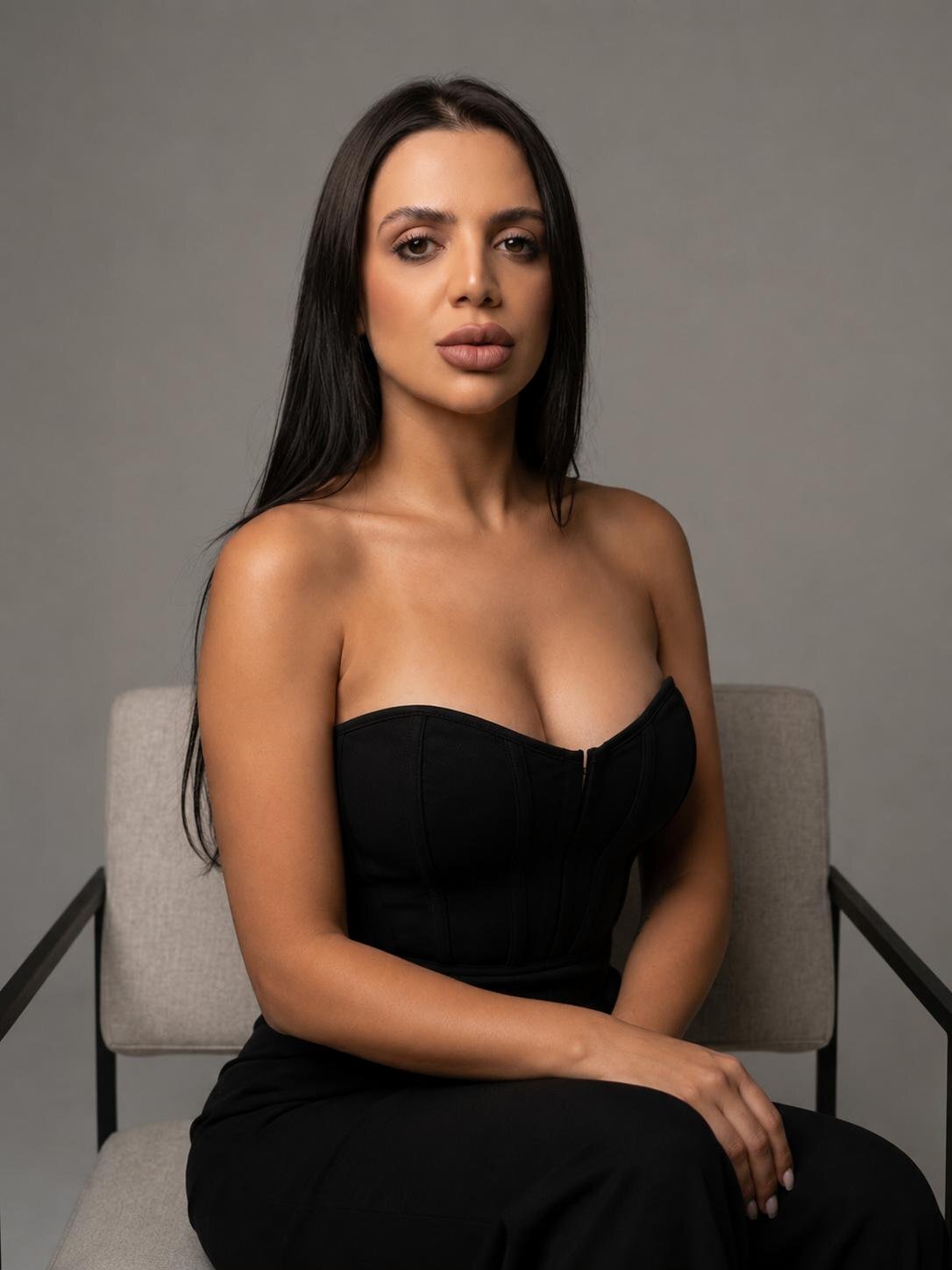 💞 Magic Hands Erotic Body To Body Massage 💞 backdrop