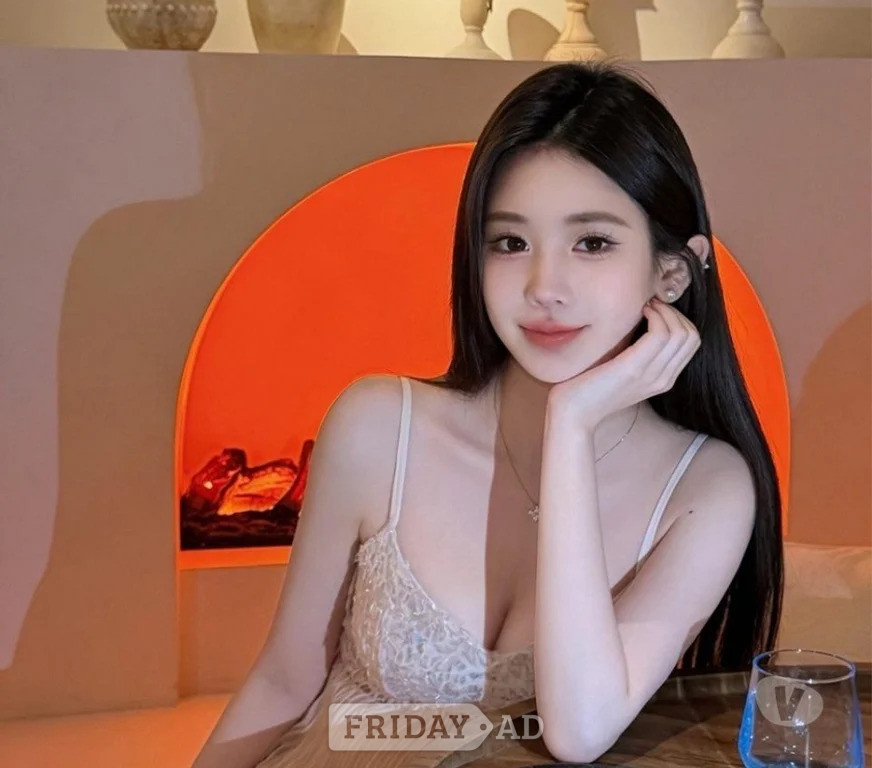Asian girls offer massage or escort services to relieve your fatigue image Asian girls offer massage or escort services to relieve your fatigue image