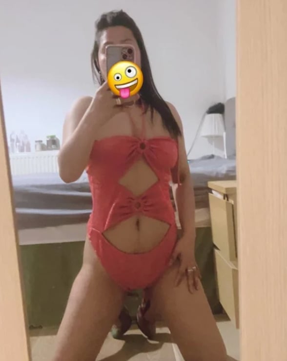Asian Massage Girl Juliana, Available In Edingburgh backdrop