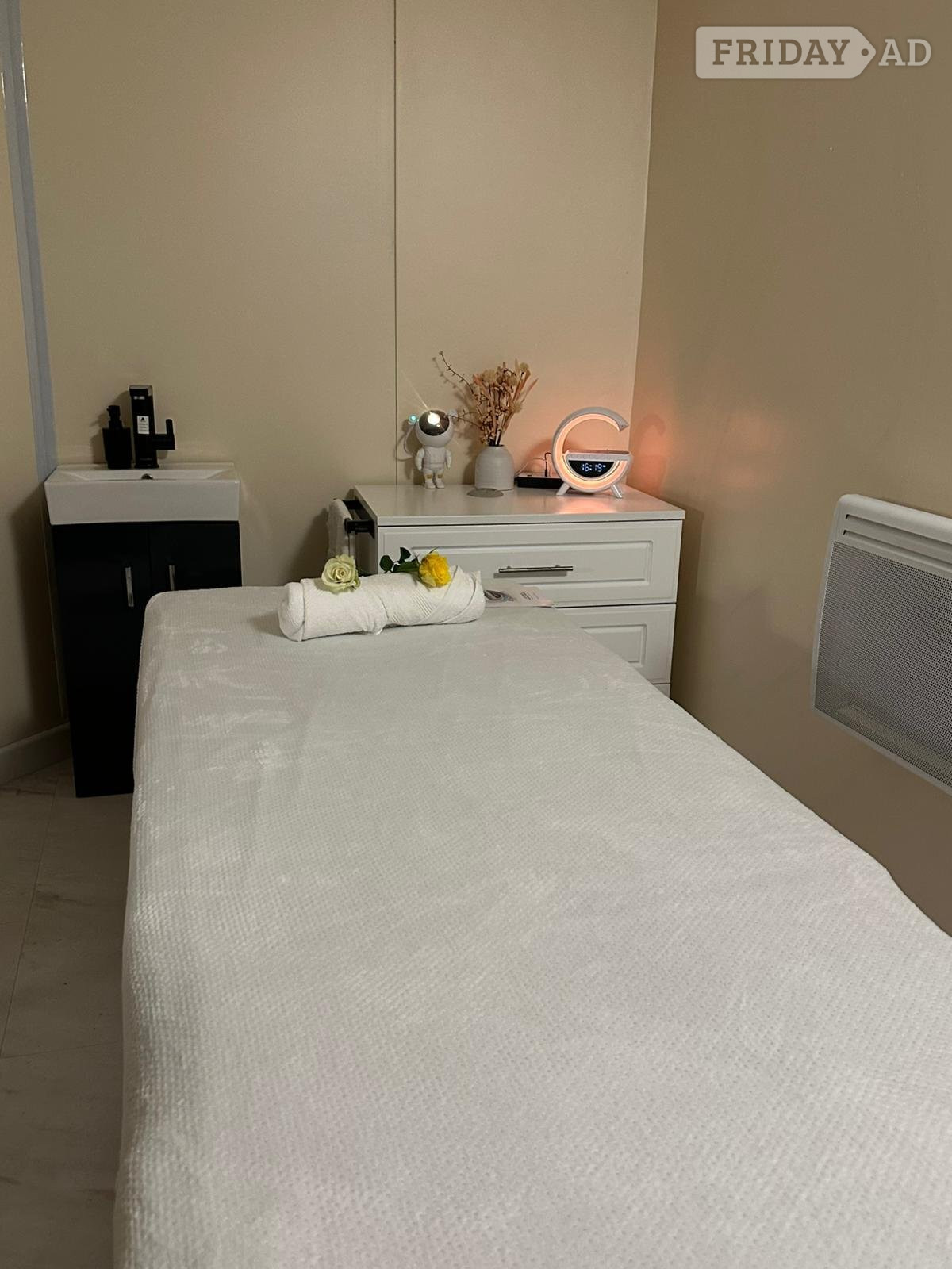 Paradise Massage Kidderminster backdrop
