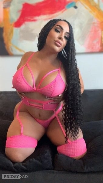Elite Escorts  Essex    backdrop