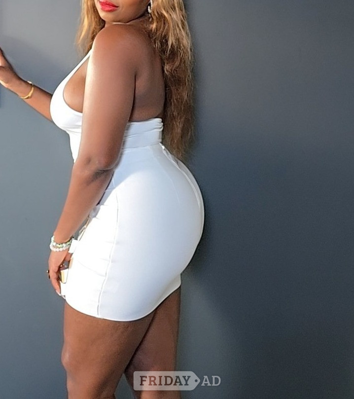 Ebony Luxury Babe. No Rush backdrop