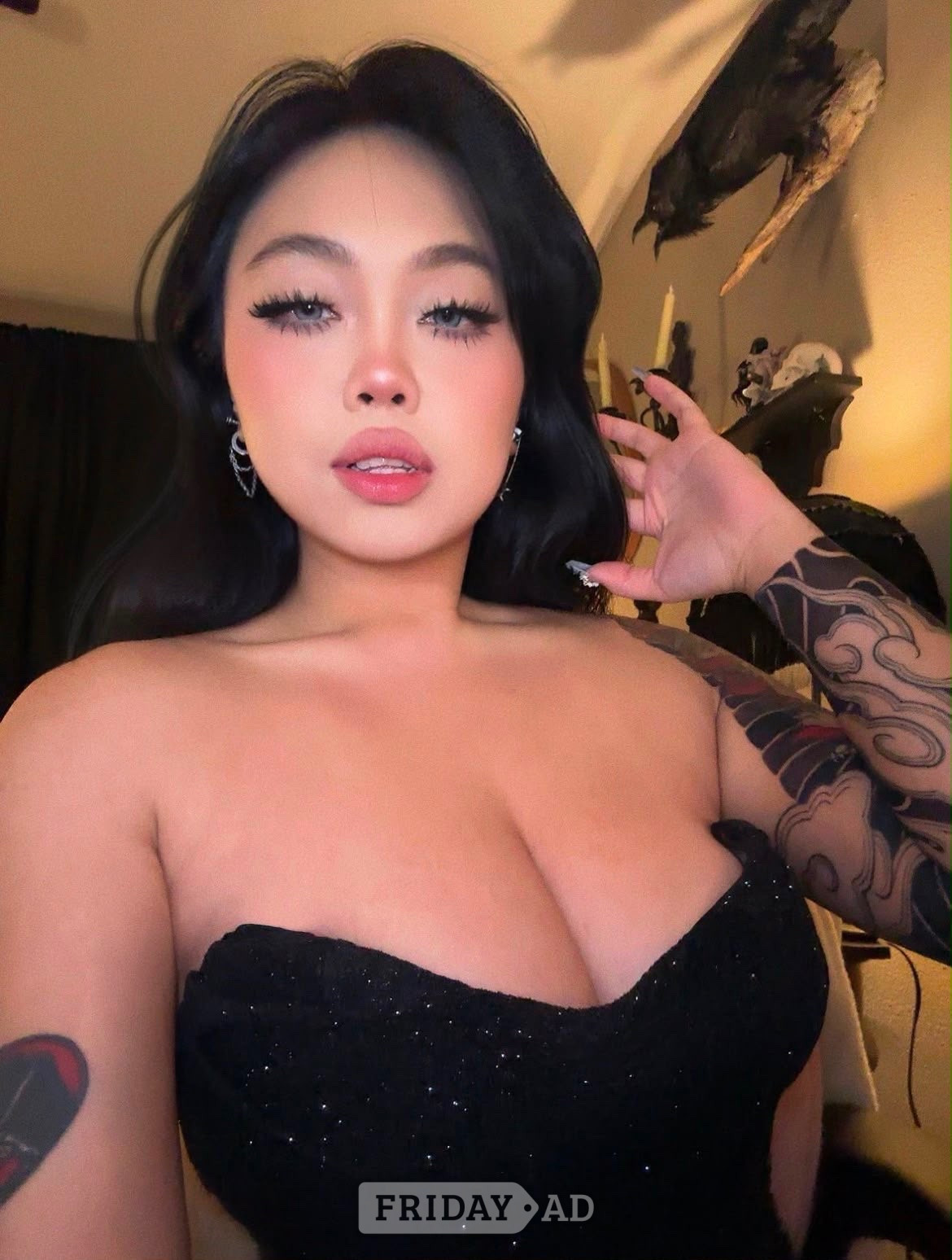 Sexy Sweet Matured And Discreet Escort In Town  backdrop