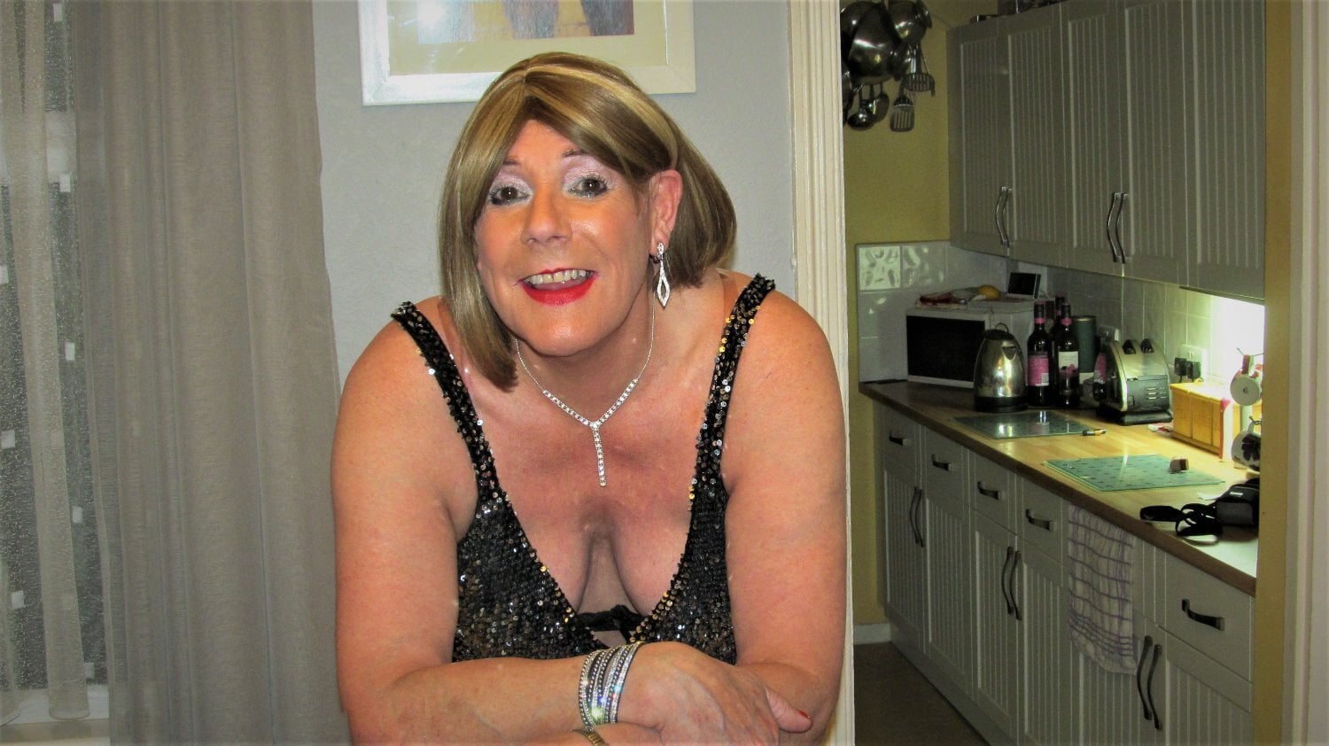 Sandy( T/S ) very horny  (  SEXY  ATTRACTIVE  TRANSSEXUAL )   ( ESCORT ) image