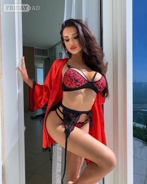 Professional Discreet Vip Escorts Service backdrop