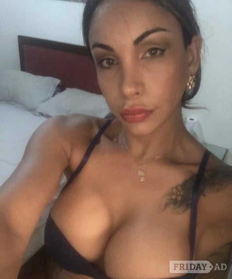 Super 🔥ts Is Active And Available 24/7 For Funs....incall And Outcall  backdrop