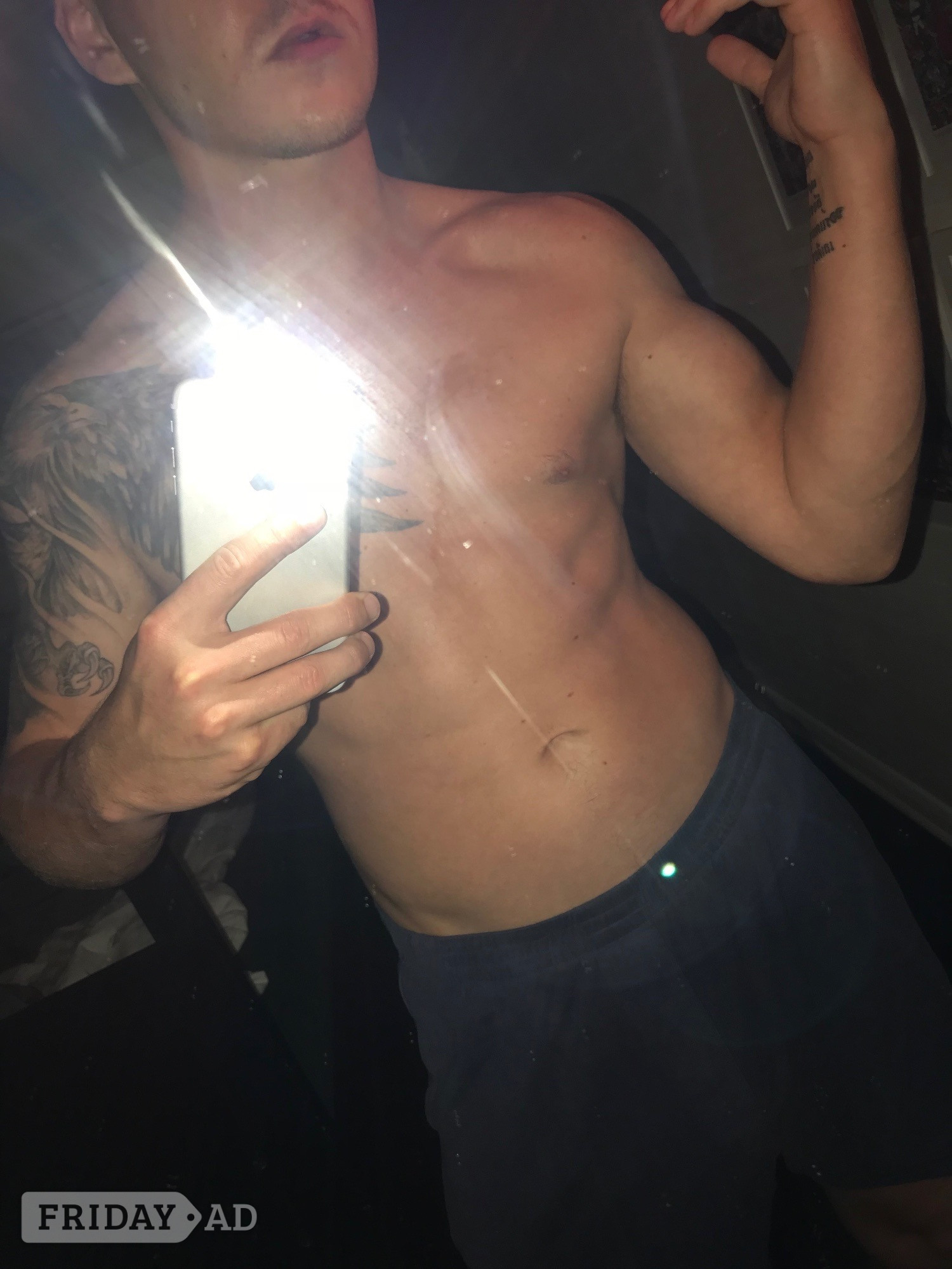 Easy Going Laid Back Sporty Kinda Guy, Fit Toned And Creative 😝  backdrop