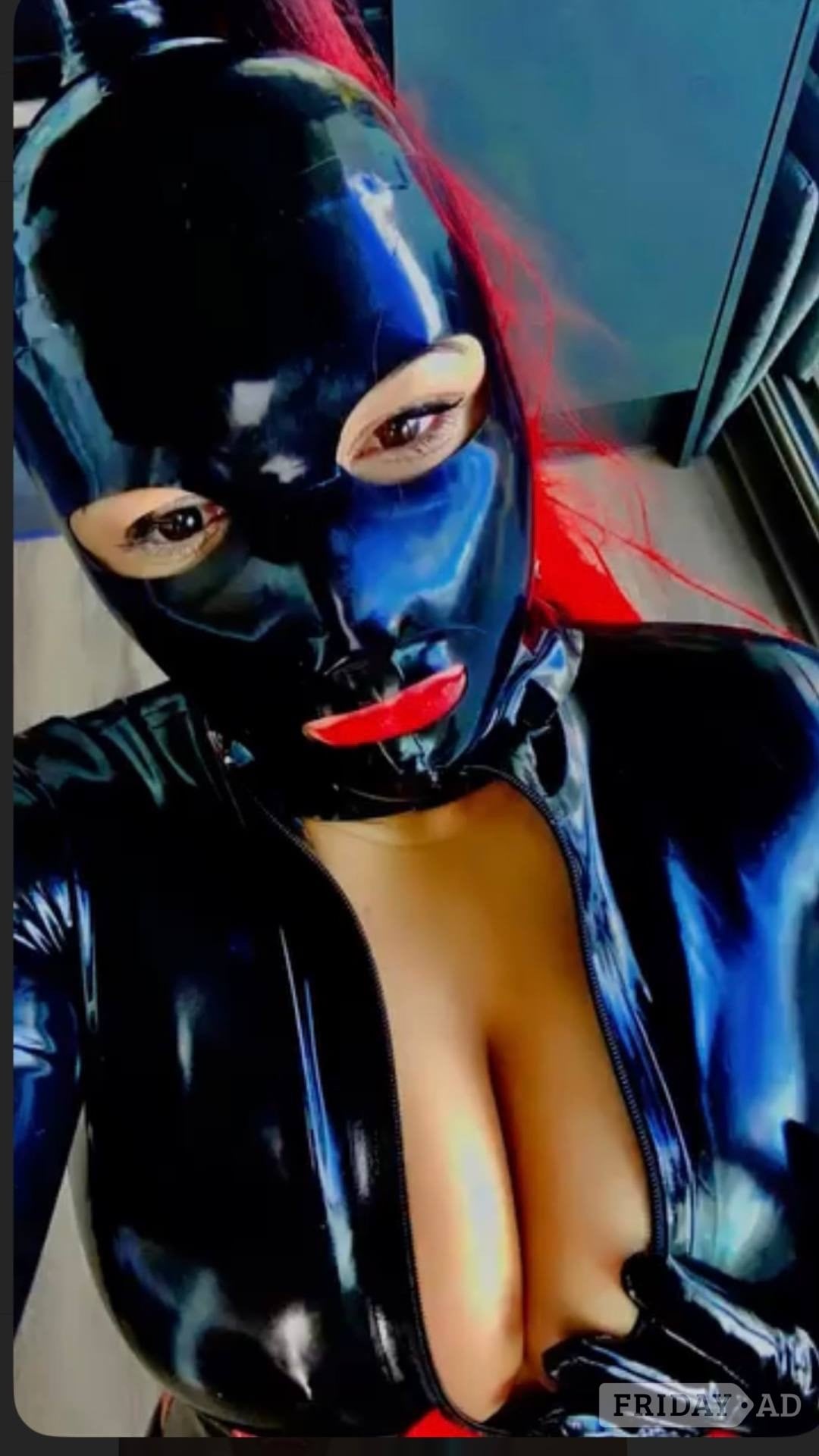 Mistress Meduza Ws Feet Pvc Latex  backdrop