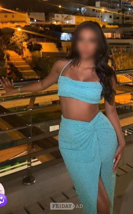 Enjoy A Fun And Memorable Evening With Ava Tonight! backdrop