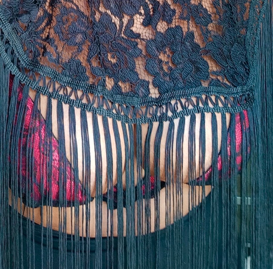 ELEGANT MATURE LADY  image